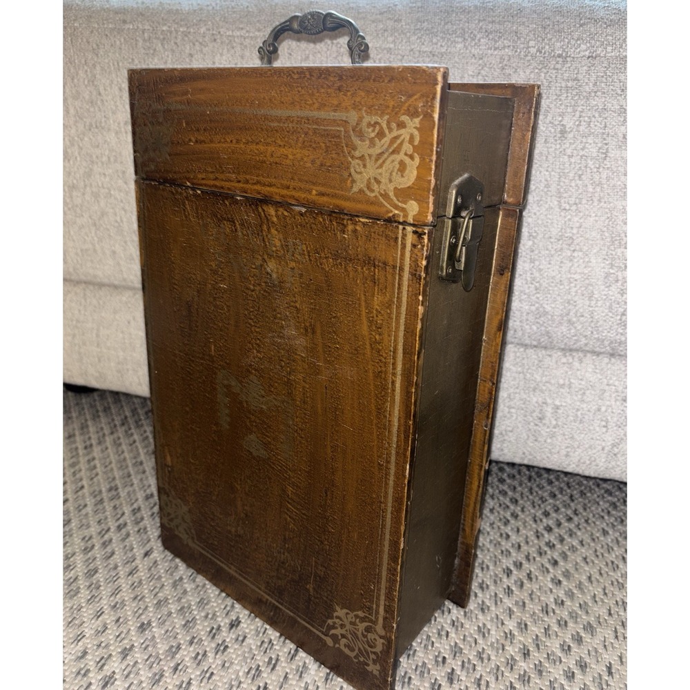 Large Wood Faux Book Box Oliver Twist By Charles Dickens Vintage Latch Buckle - Picture 16 of 16